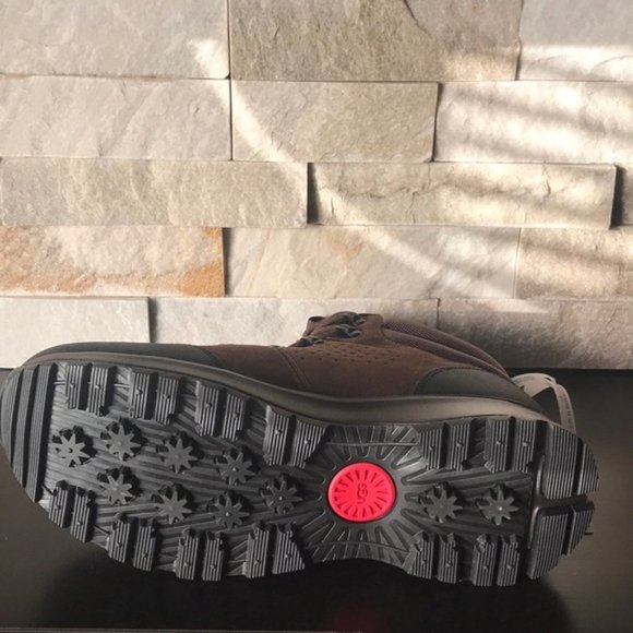 UGG Emmett Mid Men's Boot - Picture 7 of 7